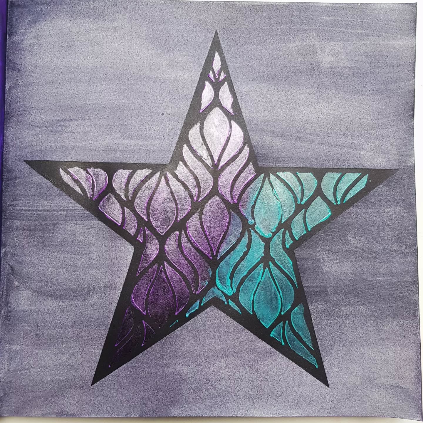 Playing in my sketchbook with some new stencils and metallic acrylic paints 🙂
.
.
.
#sketchbook #stencil #stencilart #metallic #metallicpaint #artistplaytime #artist #art #star #purpleandgreen #purple #instaart #instaartist #corvusarts