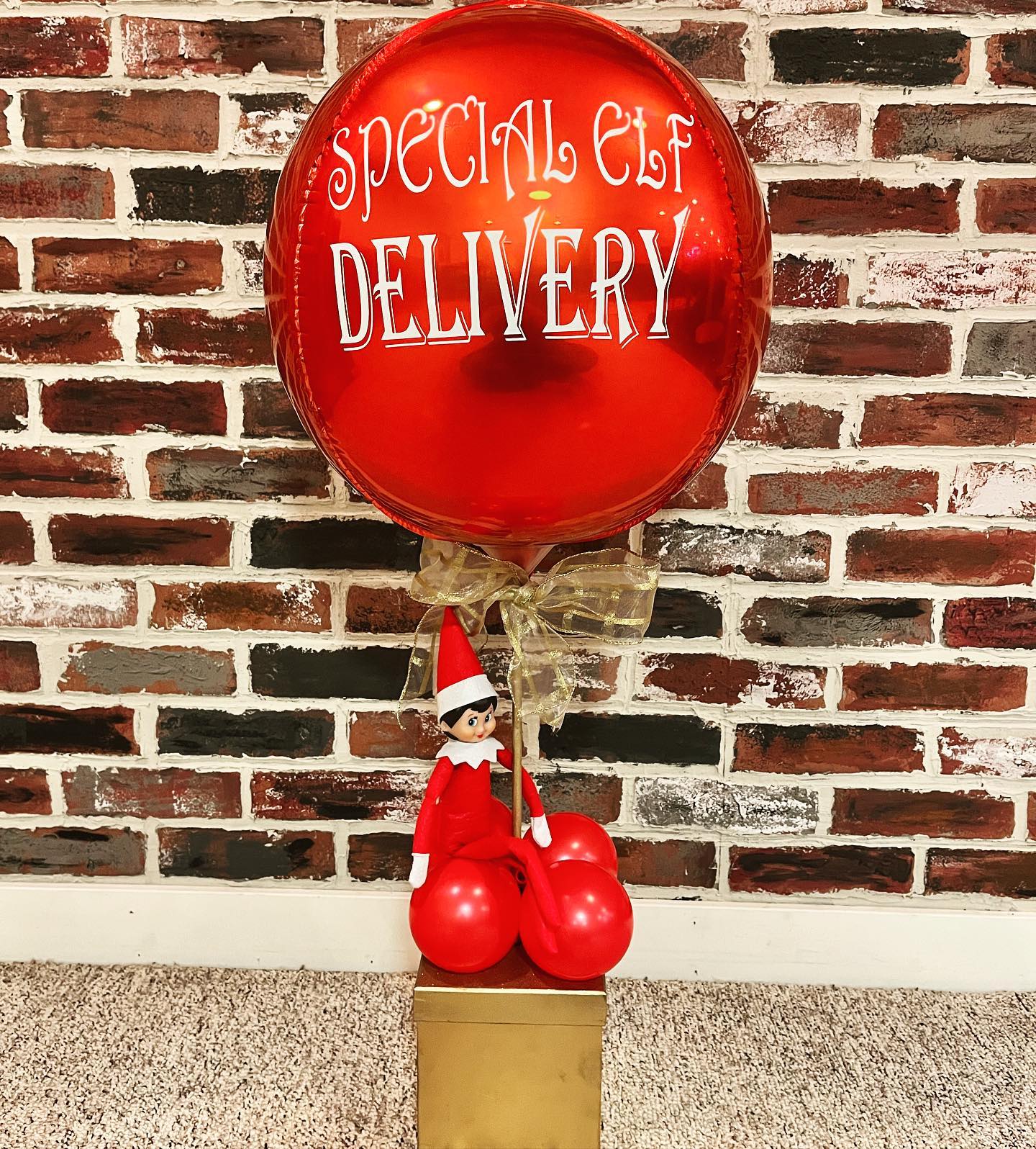 It’s that time of year! Elf on a Shelf season!🎄🎁
Place your orders on our website for pick up or select delivery near 60103. 🎅 LINK IN BIO
Message us if you have any questions!
Prices starting at only $40 💚
•
•
•
•
•
#elfontheshelf #elfonashelf #elfdelivery #elfballoon #christmasballoon #christmasdecor #holidayseason #holidayballoons