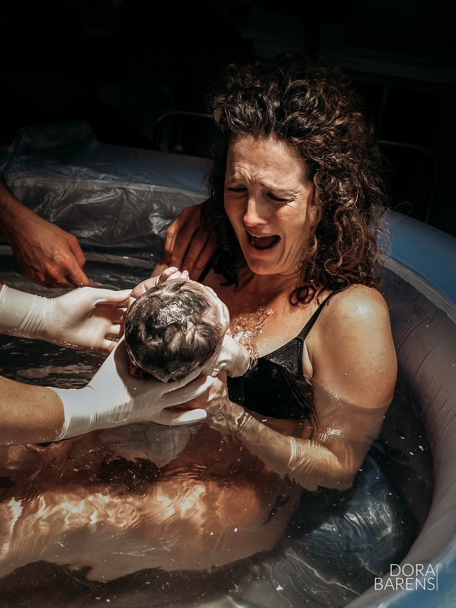 This moment is lived once.
If it isn’t captured, you’ll never truly see it again.
My calendar has been filling up fast these last days.
Fully booked through May. A few spots left from June onward.
If you’re due this summer & autumn and want me there, now is the moment.
Send me a DM or check the link in bio to secure your place.