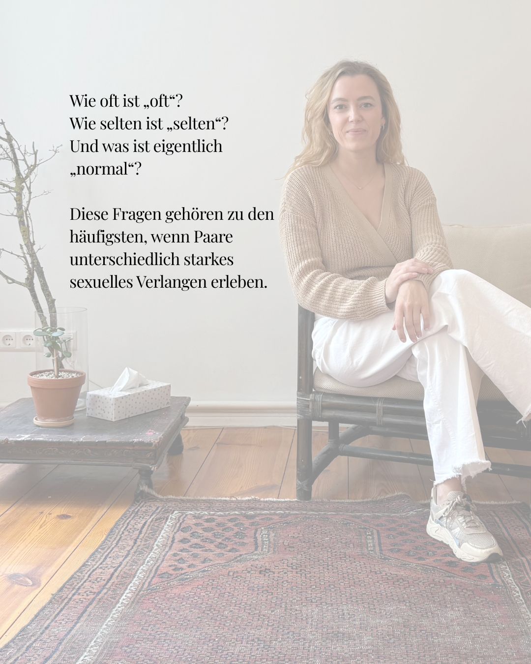 Sinnvoller ist es, sich nicht zu fragen, wie oft Sex normal ist, sondern wie zufrieden du mit dem Sex bist, den du hast.
Denn was ist erfüllender: dreimal pro Woche Sex, der sich routiniert und lustlos anfühlt, oder einmal im Monat Sex, der sinnlich, lebendig und verbindend ist?
Entscheidend ist nicht die Häufigkeit, sondern die Qualität und wie stimmig sie sich für dich anfühlt.
#sexualität #lust #beziehung
#intimität #sexualtherapie
#paarbeziehung #selbstwahrnehmung