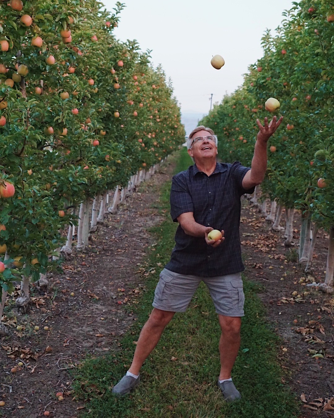 One of Ralph's talents, juggling!