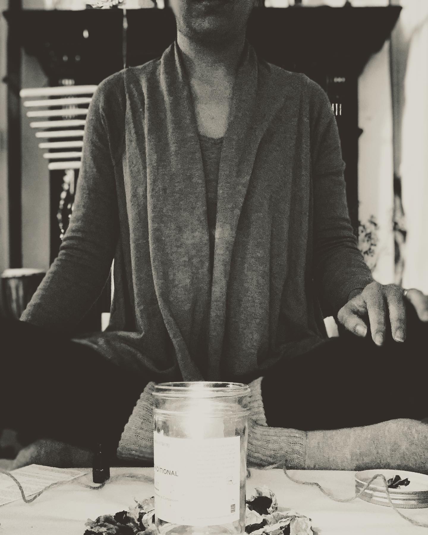 Why would I perform an Unconditional Love ritual?
Because this can be a sacred moment I create for myself, to think, feel, dream and plan how I want my relationship with myself to be.
Because by doing a love ritual I am sending the message to the universe that LOVE is what I want
Because it helps me to raise my frequencies
Because I love myself
Our Unconditional Love Ritual Kit contains all the tools to create a little sacred moment for yourself. It has our Unconditonal Love candle, Cacao Flower remedy, Rose quartz, instrucctions and other items. Would you also like to perform your Uncoditional Love Ritual? you can DM to get your Ritual Kit. #unconditionallove #unconditionalritual #selflove #selfloveritual #unconditionallovecandle #cacaoflowerremedy