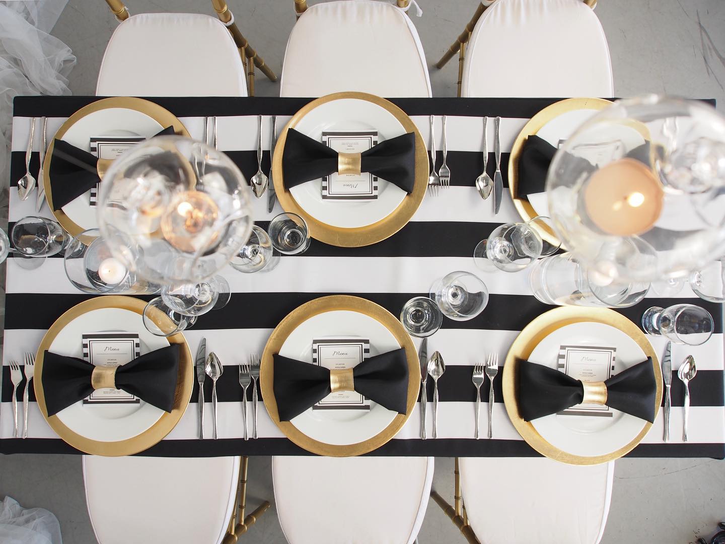 Remember when we could ring in the new year with Black tie events!! ✨
Heading into the new year with optimism, love and joy! Wishing every one of you a Happy New Year!!!