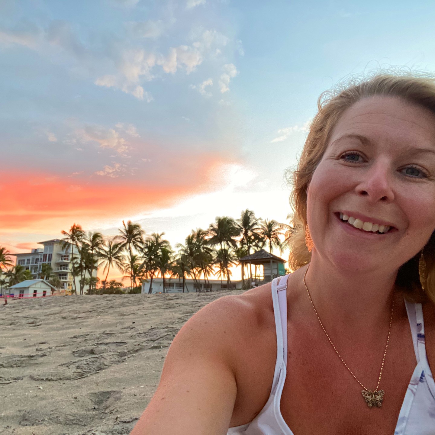 Visiting my boy in Florida - a little time for me - a peaceful few minutes. It's the best medicine there is!