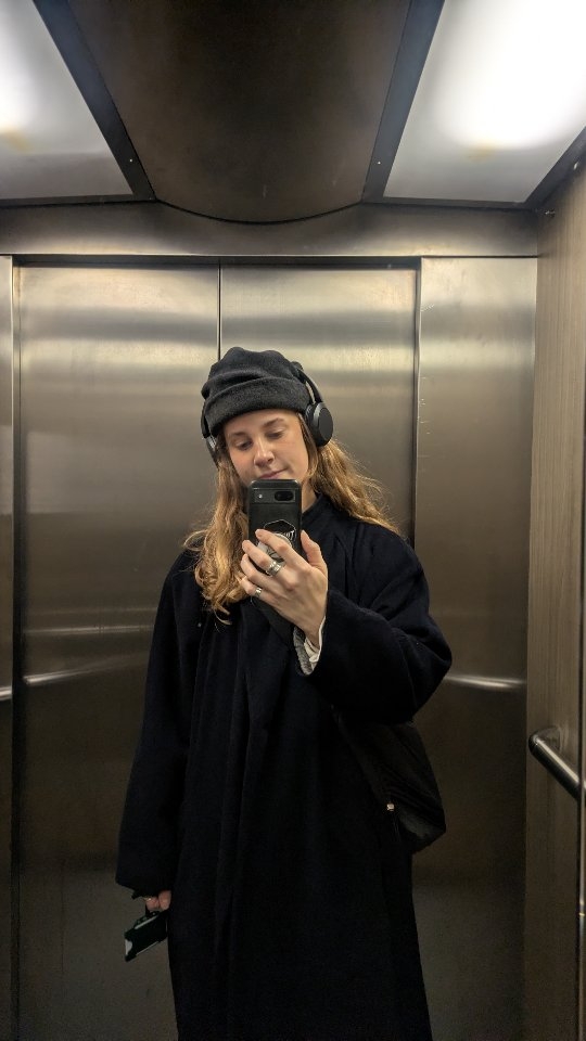 Minerals act as co-factors for hormone production, thyroid conversion, blood sugar regulation, stress response, and oestrogen detoxification. When intake is low, symptoms often show up before lab results do.
Chronic stress, ultra-processed foods, hormonal contraception, and under-eating all increase mineral depletion.