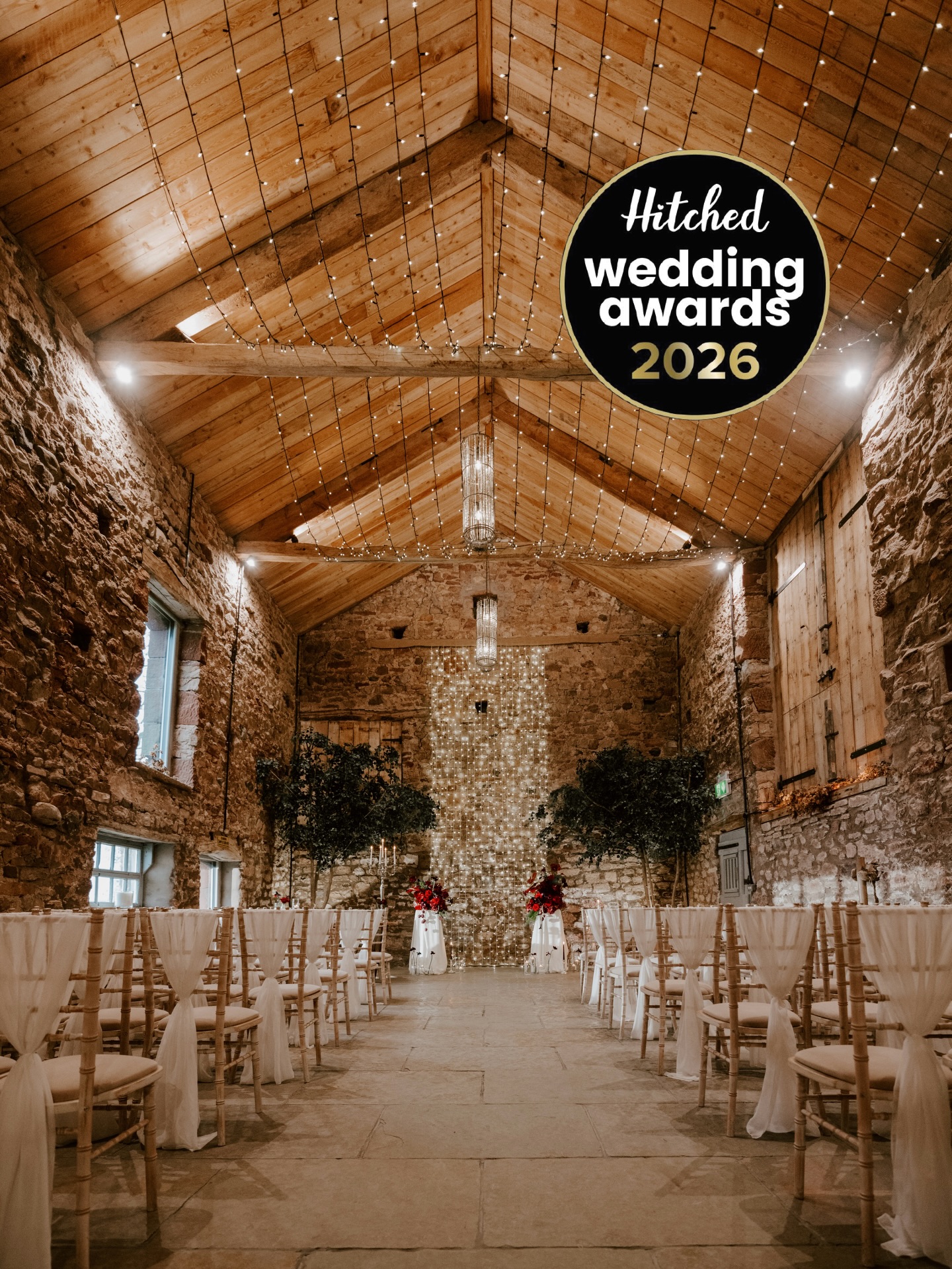 WELL, what a lovely surprise to land in our inbox this week. A very fancy Hitched 2026 award, not something you enter, just purely based on past couples experiences. A huge thank you to any couple who took the time out of their day to write a few lines. It really is so nice of you! The perfect chance to show off some images of the aisle last week dressed so beautifully by the below team -
Photography @hannah_lightpainter
Florals @honeyshideaway
Styling @willowandfiginthelakes
Catering @southcotteventscatering
#hitchedweddingawards #barnweddingvenue #countrysideweddingvenue #romanticweddingvenue