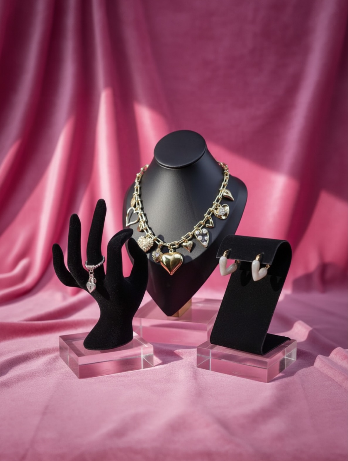 Love is in the details 🤍
This Valentine’s Day, enjoy 20% OFF all heart-inspired jewelry 💕 heart pendants, heart charms, and everything made to feel the love.
✨ Limited time only
✨ Online at BariJewelry.com
✨ Free Shipping on all orders $65+
Shop for yourself or someone you love 💌
👉 Link in Bio to shop!
#valentinesday #giftideas #jewelry #smallbusiness #love