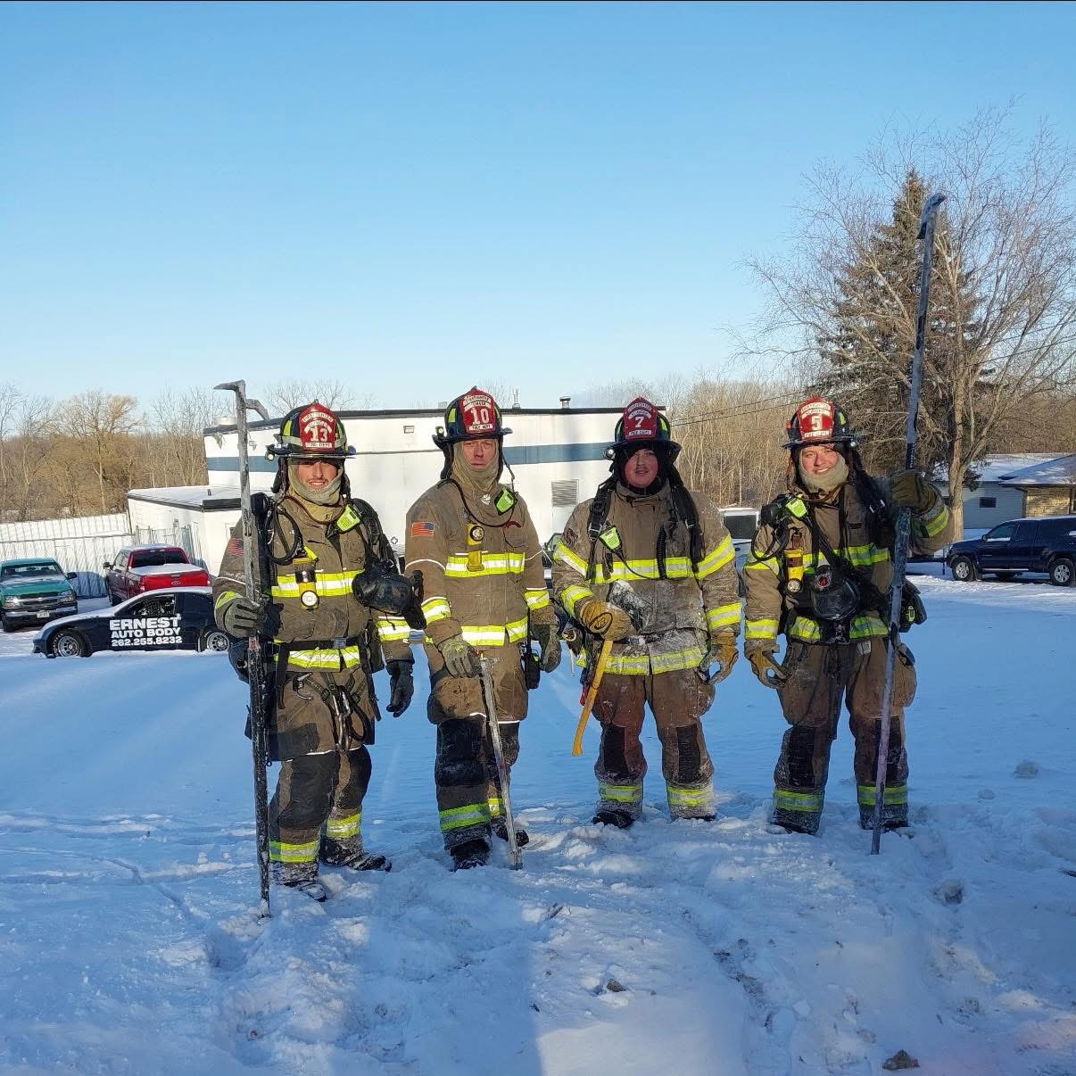 🚒 SFD Engine Company was on scene assisting Germantown Fire Department on a mutual aid structure fire along with our Tender and a Chief. Strong work today from all enduring these frigid temperatures! 🥶