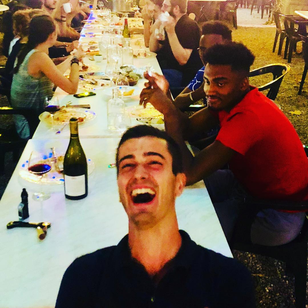 31 juillet ! Ça s’est fait ! Départ de notre jean , le Gary Grant de la dream team ! #hoteldesbains #dreamteam #latedinner🍴 #tuvasnousmanquerjean #onestpasbienla #hotnights