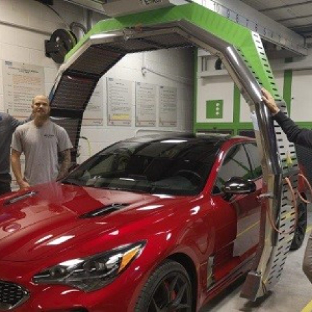 CSN St. Clair Auto Repair in Sarnia, Ontario is the first Canadian facility to have a GreenTech E5 Dryer installed in their spray booth.
Since the installation of the GreenTech E5 Robot, sales have increased 37%, with a decrease in Touch Time of 18%.
For more information, visit Flat Line's website: https://flatlinessi.com/greentech/
