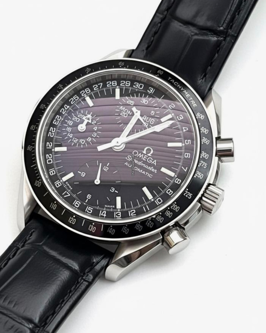 The Omega Speedmaster Triple Date is a member of the Omega family that too often gets overlooked. Don't! This is a classy and wearable watch. Join me on this quest of discovery and read my blog https://www.hayeshorology.com/post/finding-the-perfect-omega-speedmaster-triple-date #OmegaSpeedmaster #VintageFinds #WatchCollecting