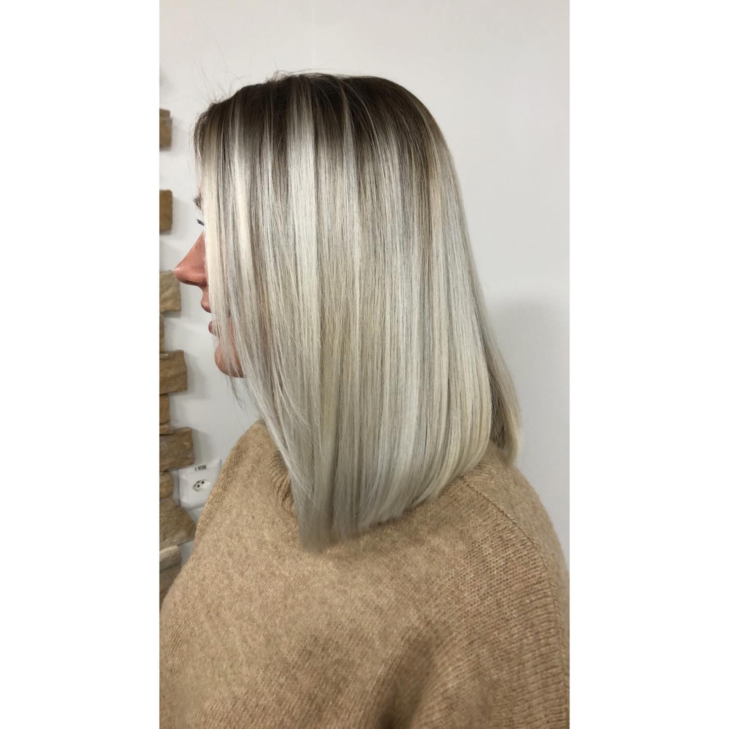 Icyyy ❄️❄️ @caro__carolinaa ❤️#balayage #ombre #blondebalayage #wellabewegt #perfectstyle #blondhair #blonde #blond #hair #hairdresser #haircut #besthair #amazinghair #hairgoals #hairideas #hairinspiration #hairlove #hairinspo #hairtrends #hairtransformation #hairstylist #healthyhair #hairartist