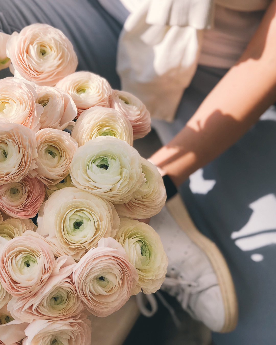 Join us: Corms and Coffee: Ranunculus 101
January 31st. 10sm.
Join us to learn all you need to know about ranunculus, from growing, to planting to harvesting and more!
Leave with your own corms planted in a beautiful pot.