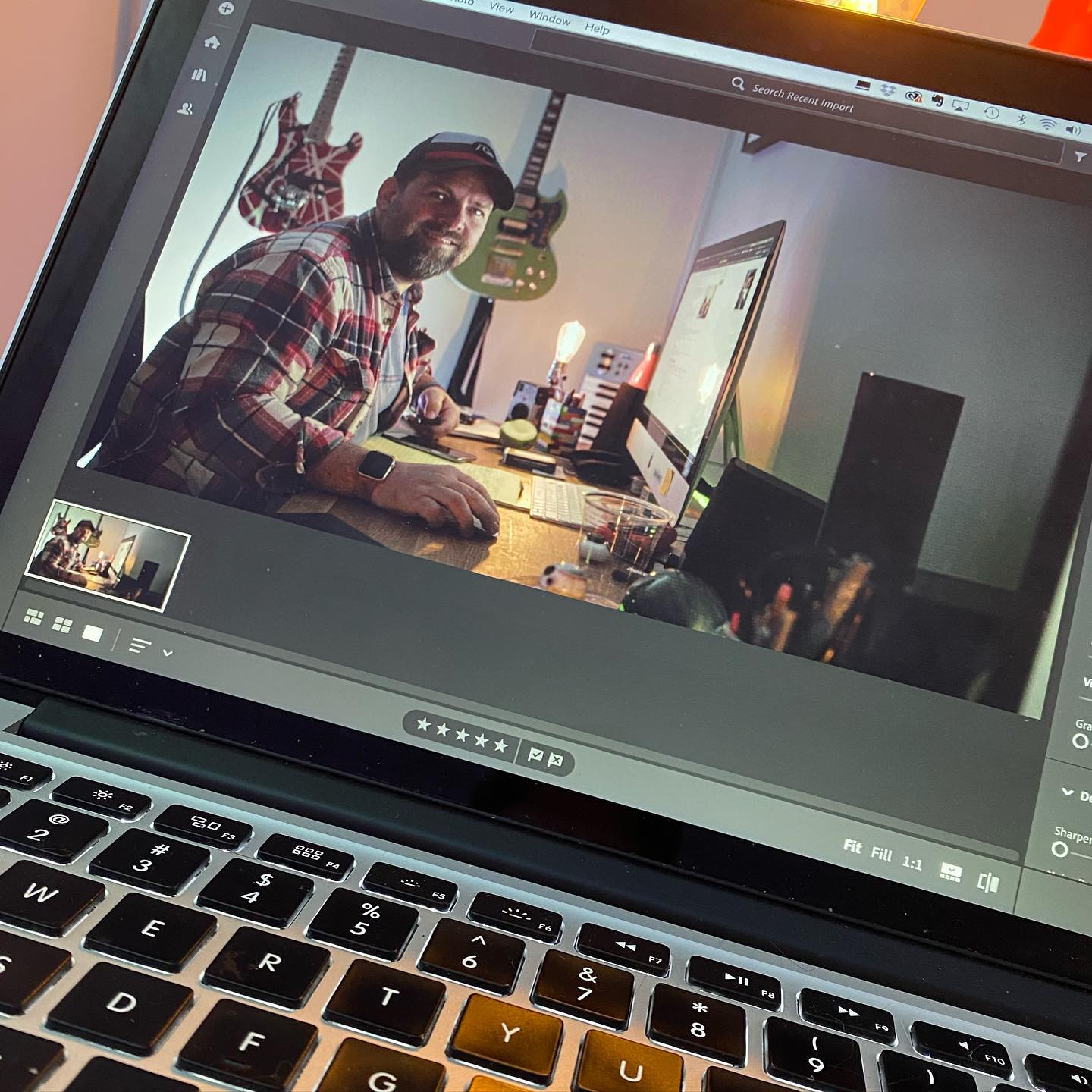 Promo shoots new ad campaign! News coming soon!
#news #comingsoon #photography #lightroom #wemakewaves #maryland #videoproductioncompany #evhgear @evhgear