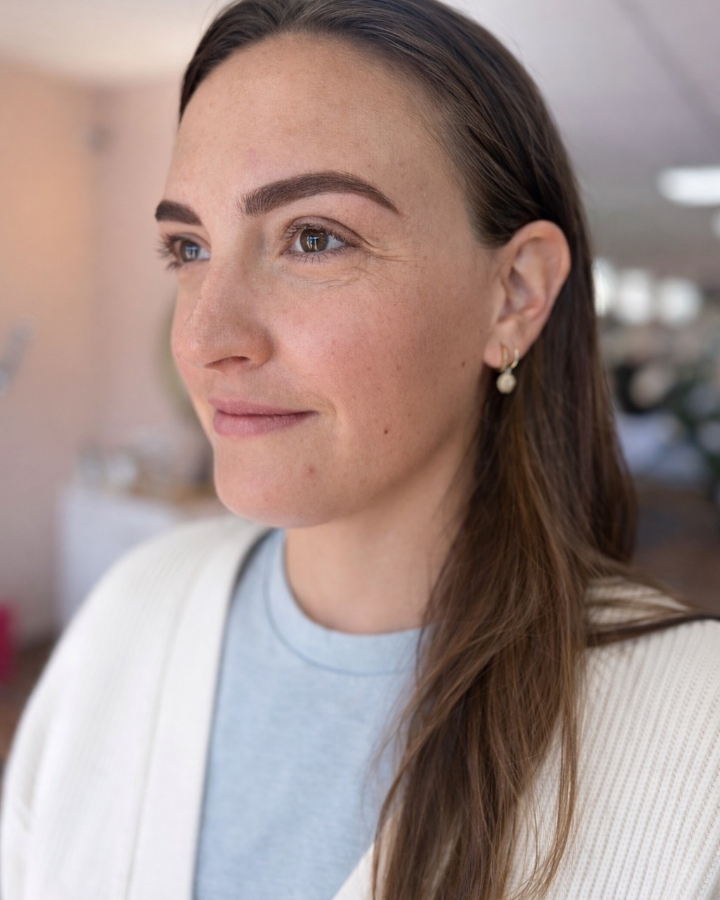 Good brows really do change everything ✨
📍 Delray Beach
🌐 Visit our website to book
#Delraysalon #Browshaping #Browtint #browshapeandtint #bestbrows #browsalon #browsart #browsdesign #fleekybrows #browsandlashes #permanentbrows #delraybrows