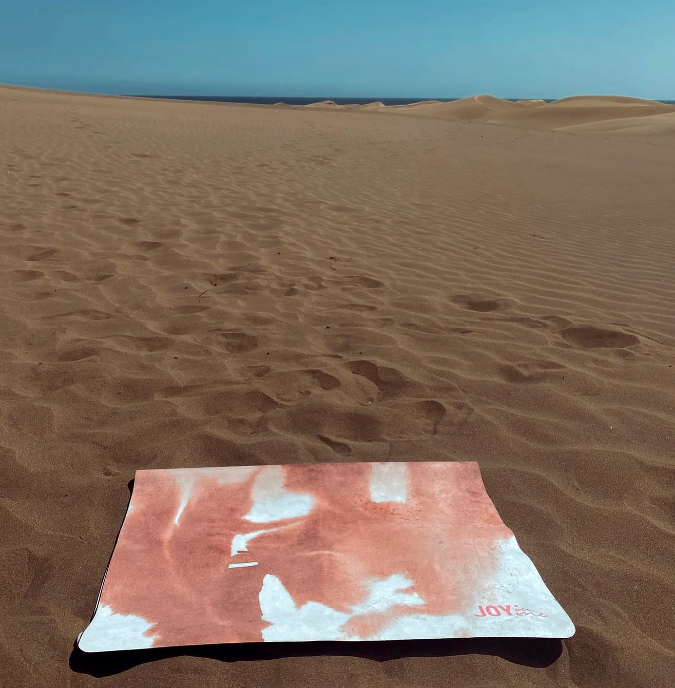 Yoga everywhere – even on the dunes.