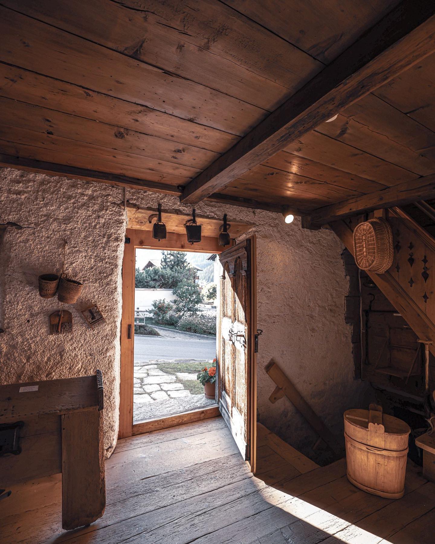 am Mittwoch hat das Museum seine Türen von 15.00-17.00 Uhr geöffnet 🌲🏠, wir freuen uns auf euren Besuch☺️#nutlihüschi#heimatmuseum#walserkultur#klosters#prättigau#graubünden#fotoesthertscharner#husgmachts