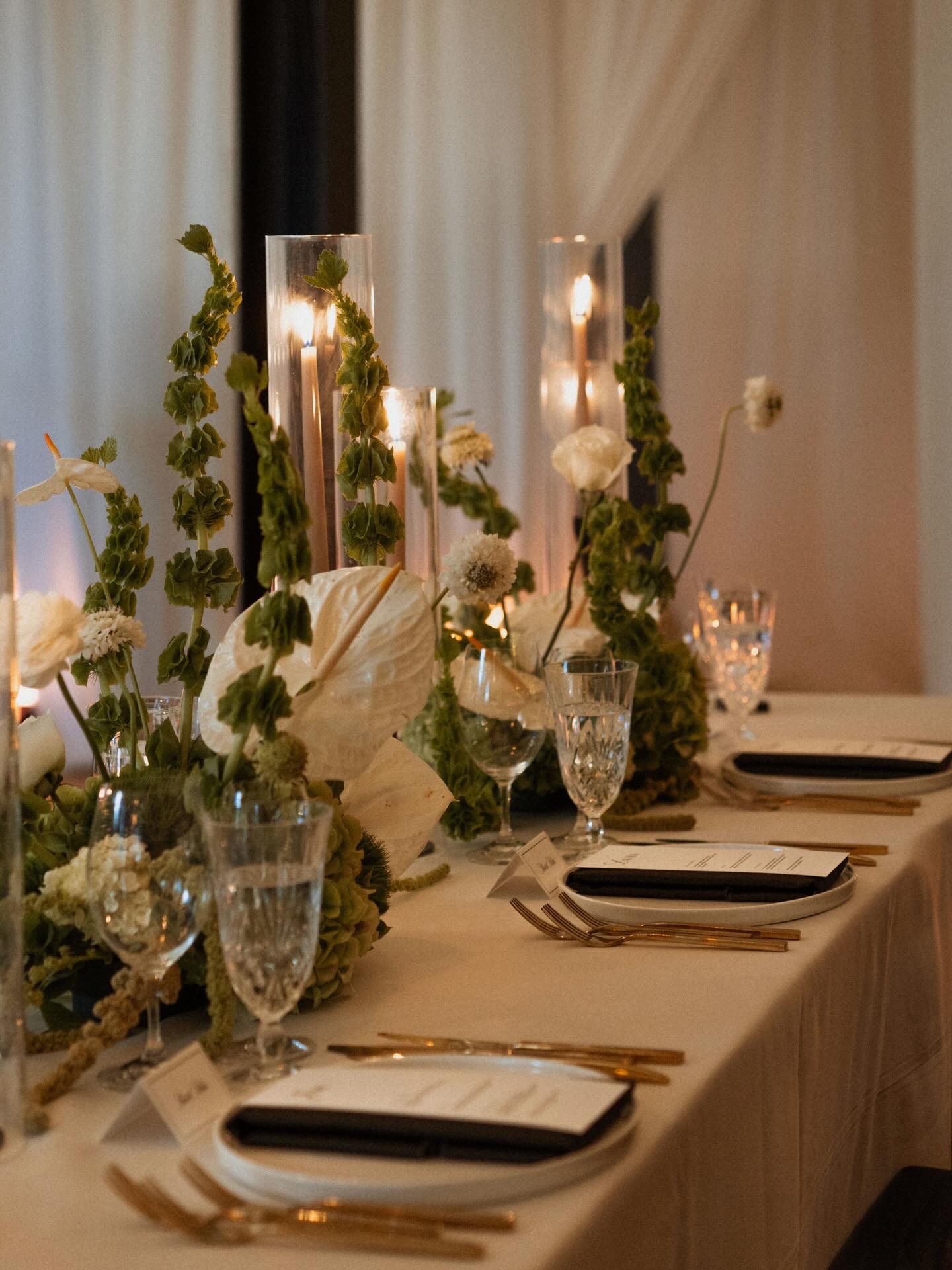 From the first moment we met this couple, one thing was clear, they wanted more than just a wedding… they wanted an unforgettable gastronomic experience filled with warmth, connection, and thoughtful moments shared with the people they love most.
Every detail of their day was designed to bring guests together over food, laughter and heartfelt conversation, a true reflection of their values and love story.
It was an honor to help bring this elegant, intentional celebration to life.
The team :
Wedding planner : @erikaco.events
Photographer : @alessandrajennifer
DJ : @brunoberdnikoff
Florist : @michkafleuriste
Preparation venue : @hotelbirksmontreal
Reception venue : @parcjeandrapeau
Catering : @hbevenement
Rentals : @groupeabp @lanouvelletablee @tenuedesoiree_
Stationnery : @designvkay
Hairs : @atelierevablanca
Makeup : @valerielefebvremua @vero_munger
Dress : @danahareldesign @markingramatelier