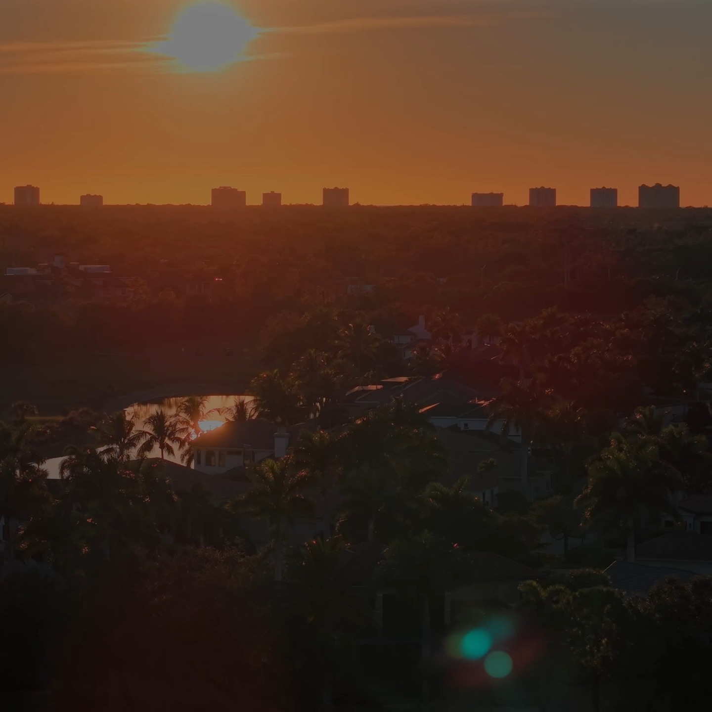 From golden hour to moonlight ✨
Watch this Tiburón estate transform as the day fades and the lights come alive. Luxury doesn’t sleep—it just glows.
.
.
.
.
.
#realestatephotography #luxuryhomes #poolgoals #backyarddesign #screenedlanai #propertymarketing #realestatelife #dreamhome #outdoorliving #realtorlife #realestatemedia #listingphotos #homephotography #realtorlife #homeselling #realestateagent #propertyphotography #realestatetips #homeinspo #realestateservices #realestateexperts #housegoals #outdoorentertaining #backyardgoals #luxuryrealestate #realestatecontent #realtorsofinstagram #homesweethome #propertylisting #aerialphotography
