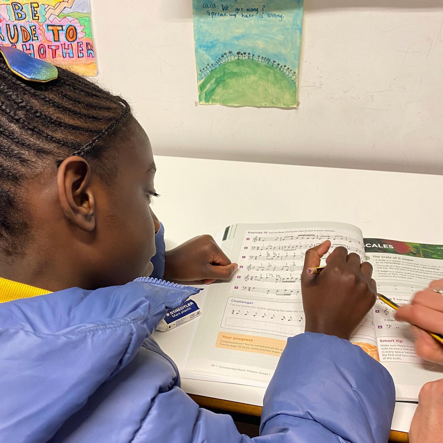 All members of HYM can join one of our theory classes! Here you can improve your understanding of music and prepare for your theory exams.
#harrowyoungmusicians #musicharrow #youthorchestra #musictheory