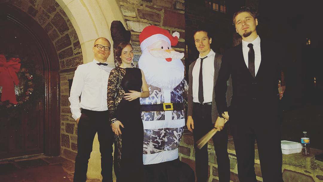 #happyholidays from #bellatonic #classy #camo #santa #wherejazzmeetspop #princetonuniversity #cloisterinn