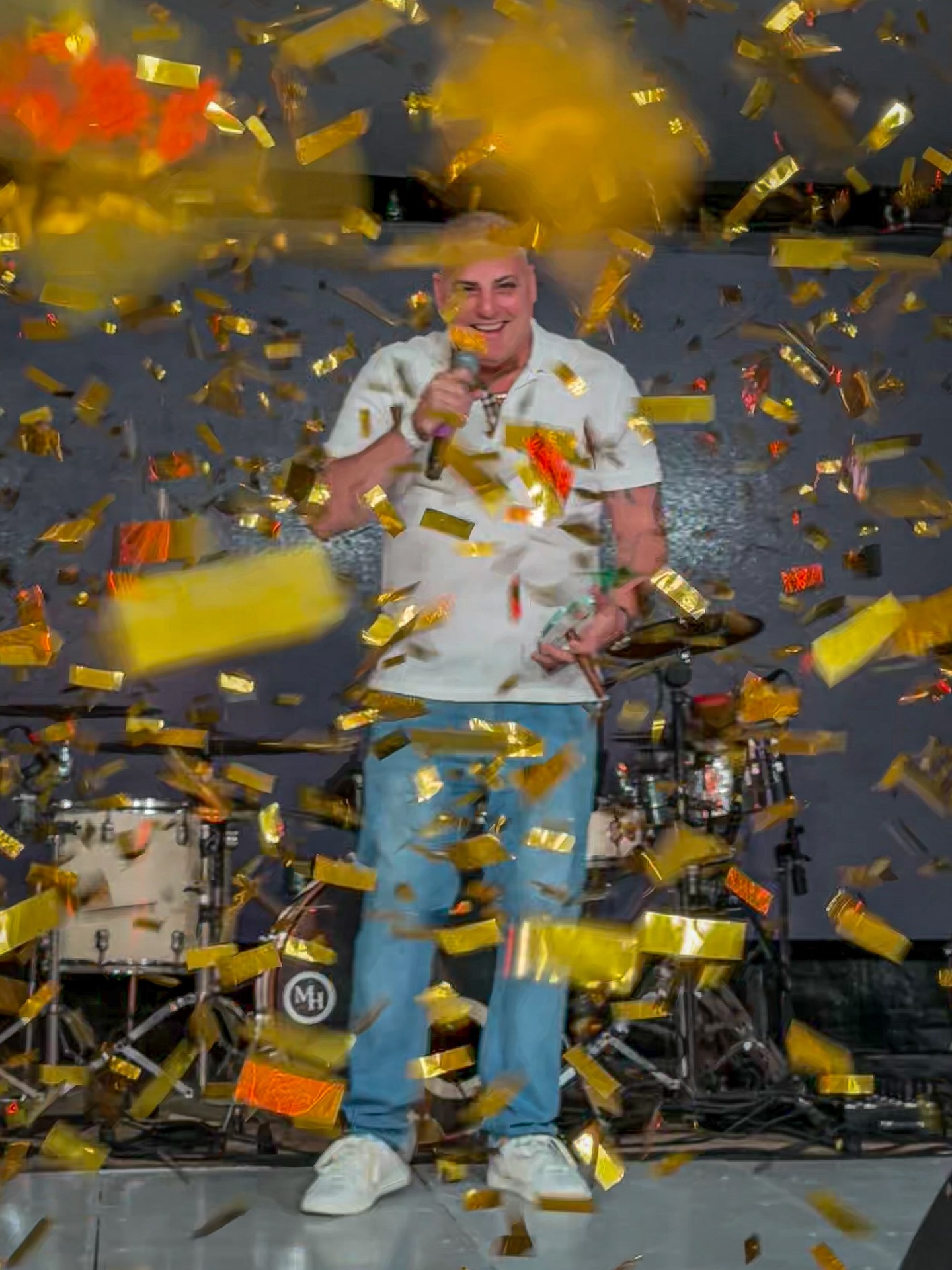 🏆 Congratulations to @ajf_nicaragua on receiving a Lifetime achievement award from the Nicaraguan Tobacco Chamber at @purosaborcigarfest.
A true inspiration in our industry and an example of passion, discipline and great tobacco that has made @ajfcigars @ajfinternational the powerhouse of premium cigars that it is today.
¡Felicidades, Abdel!
👏👏👏👏
#ajfernandez #ajfcigars #newworldcigars #premiumcigars