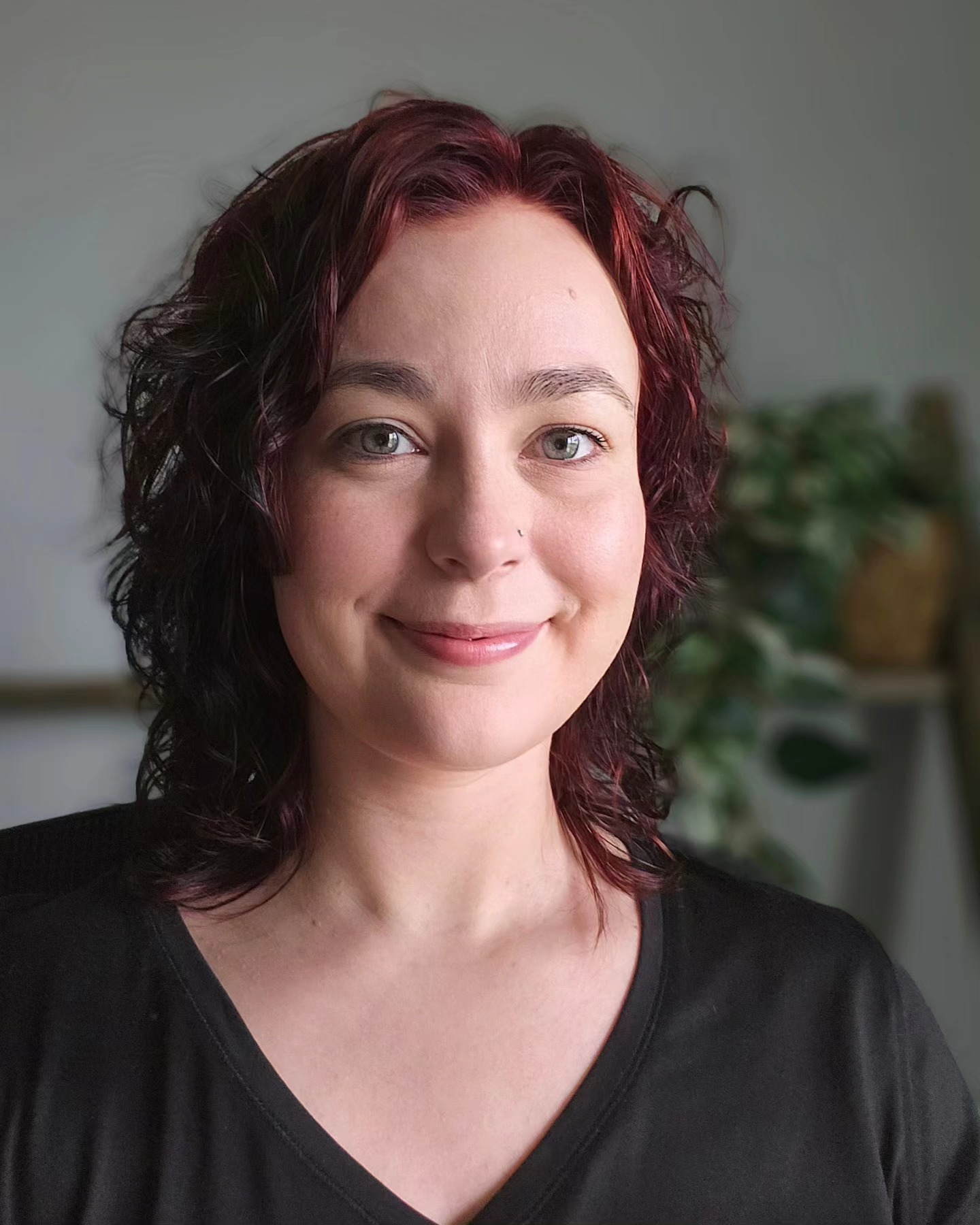 MoveWell is growing!!
We are so excited to share that we are welcoming a new registered massage therapist to our team. Jenn Gravel will be joining us as of May 1st!
Jenn is a graduate of Loyalist College and registered with the CMTO. She comes to us with backgrounds in social work, ECE, and esthetics, bringing a range of knowledge and experience to her practice.
Her passion for helping people is rooted in seeing RMTs and physios empower individuals to work through physical and mental obstacles and regain their quality of life back. She thrives in being part of the solution and in providing a safe space where people can feel heard and understood.
Jenn incorporates breathwork, hot stone therapy, passive range of motion, and stretching into her practice to help alleviate tension, melt stress, and improve flexibility.
Outside of the clinic, Jenn finds joy in listening to music while on walks, kicking back to enjoy an anime or sci-fi series, and creating costumes and fabric art!
We're pumped for Jenn to join our team! Want to meet her? Her schedule is open for Mondays 10am-5pm for May, and she will be adding Tuesdays 130pm-7pm in June!
Book online or reach out to us by phone or email!
613.967.7887
Movewellbelleville@gmail.com
www.movewellbelleville.com
●
#massagetherapy #BellevilleOntario #MoveWellBeWell #rmt