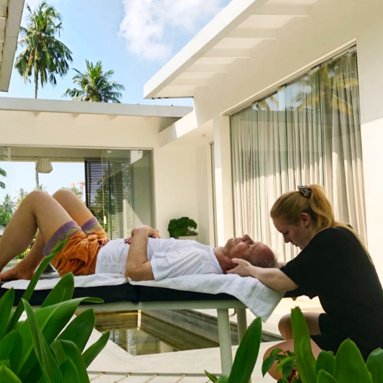 A little throwback to by far the most relaxing surroundings I have ever treated someone in ๐๐ผโโ๏ธ