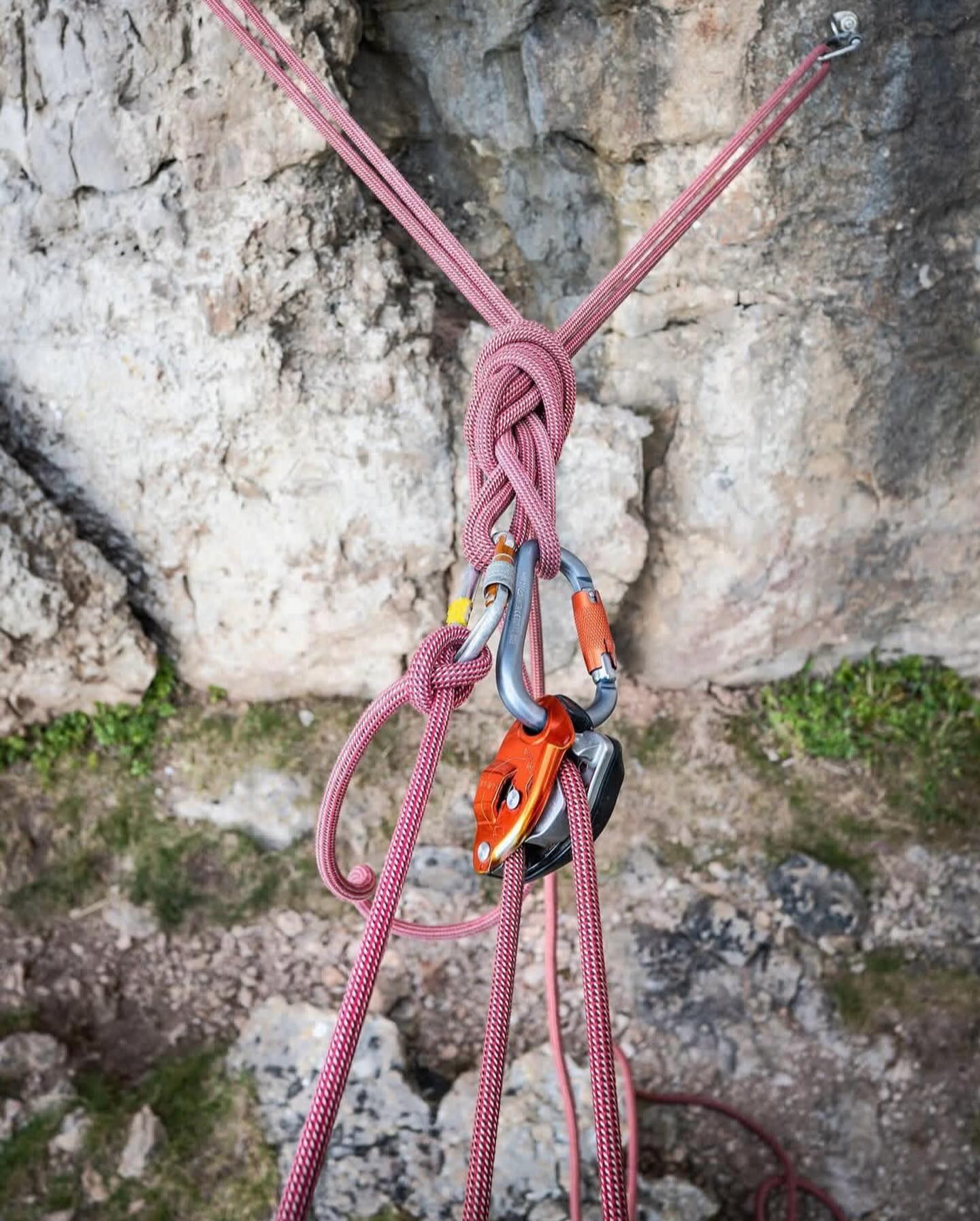 But, but, but, rope belays make it hard to escape the system!
Well, yes and no, but when was the last time you had to?
Only once for me outside of assessments and practice, when a rope got damaged in a fall. That doesn’t mean we shouldn’t consider it and know how to escape any belay but there’s balance to be found.
The reality with this one (that prompted this post) is it’s really easy to escape, you just untie - making sure you’re safe with a lanyard or something and what you do after that depends on the situation.
I guess by default I’d like a belay that’s quick to escape, but I probably prioritise other things like simplicity, effectiveness in the given situation etc as well as ticking the boxes of IDEAS or similar.
Let me know if you’ve had to escape the system!
#climbing_pictures_of_instagram #climbingtips #techtip #belay