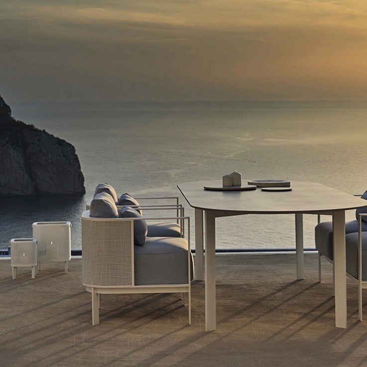 Soon available … at Paras.
Follow our projects and products @archilovers
#ambassador
#outdoorliving
#architecture
#summerfeeling
#cadzand
#beach
#luxury
#design
#inspiration
#somethingnew
#designerlife
#lifestyle