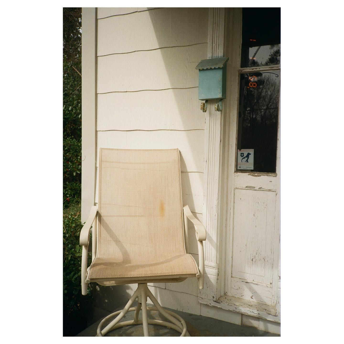 first roll on a canon autoboy 3 qd 🎞
📷: canon sureshot supreme quartz date / fuji 200
#autoboy3qd #35mm #canon #canonsureshotsupreme #fuji200 #fuji #fujicolorc200