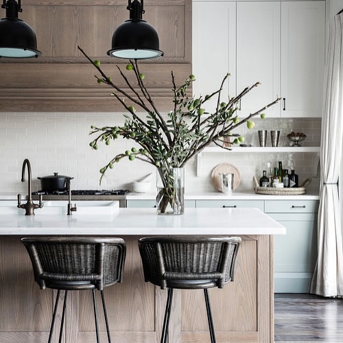 Throwback to one of our stunning bespoke kitchen designs in Sydney.
Double tap to show some love 💕
For a custom kitchen contact us at info@thecabinetmakingco.com.au .
.
.
#kitchen #kitchendesign #kitchendecor #kitchenreno #kitchenrenovation #paintedkitchen #twotonekitchen #transitionaldesign #homedecor #howwedwell #sodomino #sydneyhomes #sydneybuilder #sydneyarchitecture #sydneyinteriors #mosman #darlingpoint #vaucluse #tamarama #bondi #manly #sureyhills #parramatta #cabinetmaker #interiorssydney #interiordesignsydney #sydneyhomes
