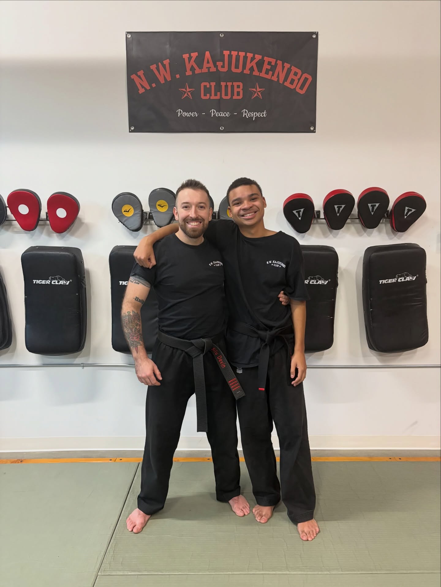 Steel is reel! Finishing touches are complete on our newest black belt’s rank marker. Not only did Keith put in the years of effort to earn his belt, he also put in work making his spot on the wall shine! His place in our Kaj family is as solid as the steel his marker was made from.
#kajukenbo #welding #trades #martialarts #blackbelt