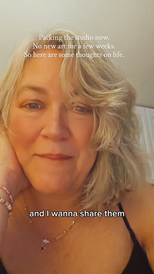 The lost child. Finally figuring it out😆
It has taken the downfall of humanity in the US for me to finally give in and say I can't take it.
I want a slow and simple life. In civilization. All the time.
It is much, much more complex than that. But it is also just that simple.
I know that I am incredibly privileged to have a choice.
Thanks for listening. I feel like sharing about life in the pause in my art-making🧜🏼♀️
#italy #slowliving #leaving