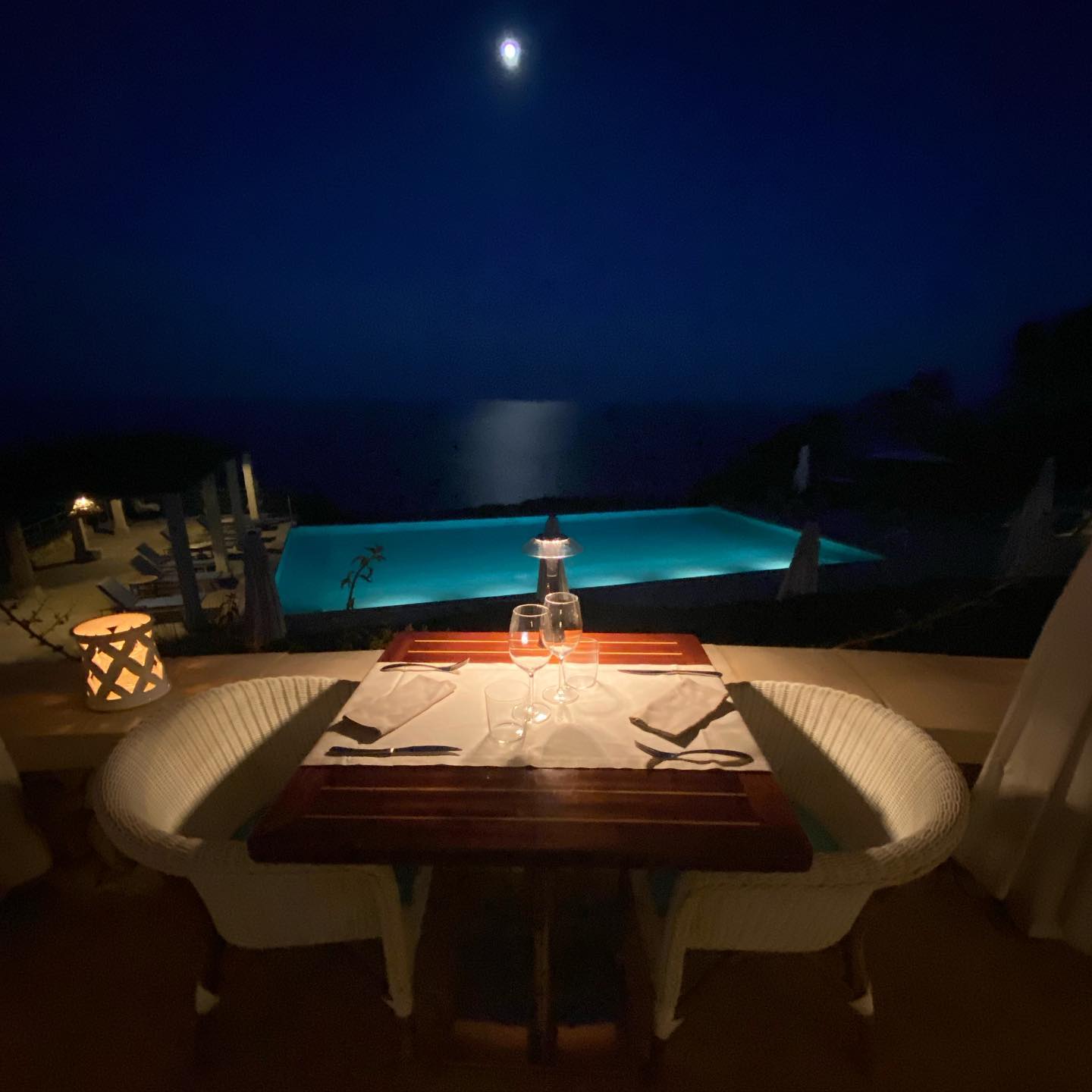 Accomodati tra cielo e mare. #luxury #otranto #restaurant #italy #puglia #fashion #salento #travel #love #lecce #style #sea #luxurylifestyle #apulia #instagood #summer #lifestyle #gallipoli #design #beautiful #mare #picoftheday #estate #photooftheday #italia #photography #weareinpuglia #madeinitaly #chefcristinaconte