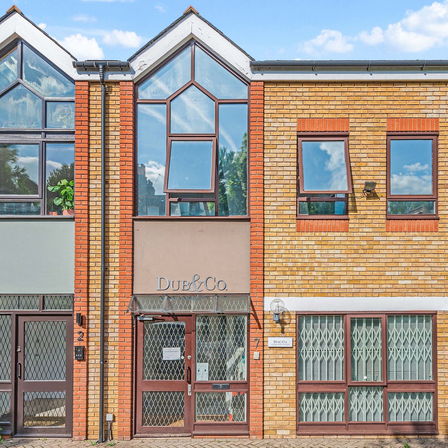 Office Building Sold:
Torriano Mews, Kentish Town NW5
Paul Stone of Christo & Co acting jointly with Zach Forest of Forest Real Estate have sold this end of terrace office building totaling 2,170 Sq Ft.
The property comprises a three storey self- contained end of terrace mews building. Set over ground, first and second floors the accommodation is largely open plan, with individual partitioned offices on each floor.
#realestate #building #sold #deal #torrianomews #kentishtown #offices