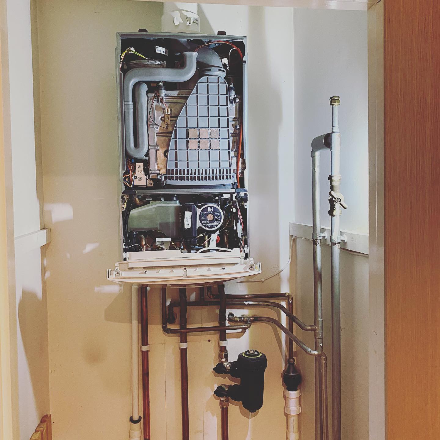 Boiler servicing today! Checking your boiler is vital from a safety point of view as well as making sure you stay warm this winter! #boiler #service #plumber #heatingengineer #arundel #littlehampton #bognor #chichester
