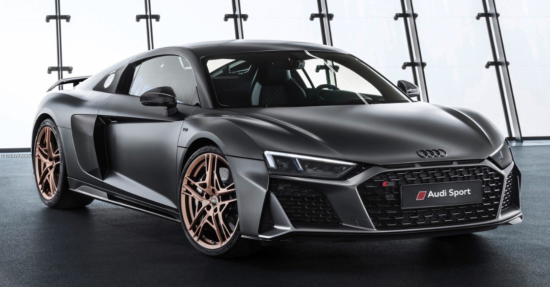 Audi R8 V10 Decennium, 2019. Bronze-coloured highlights to celebrate 10 years of the R8 V10.
#Audi #R8 #car #supercar #lifestyle #luxury #automotive #photography #genevamotorshow