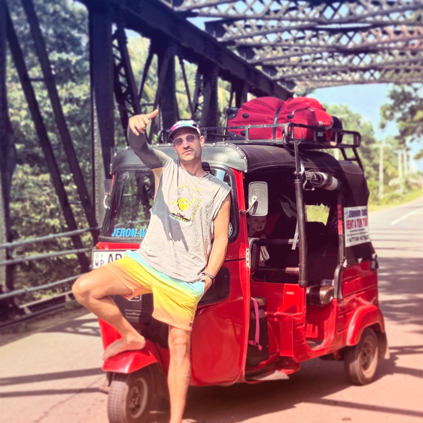 SRI LANKA TUK TUK OG www.kyriles.ch #holiday #tuktukride #srilanka