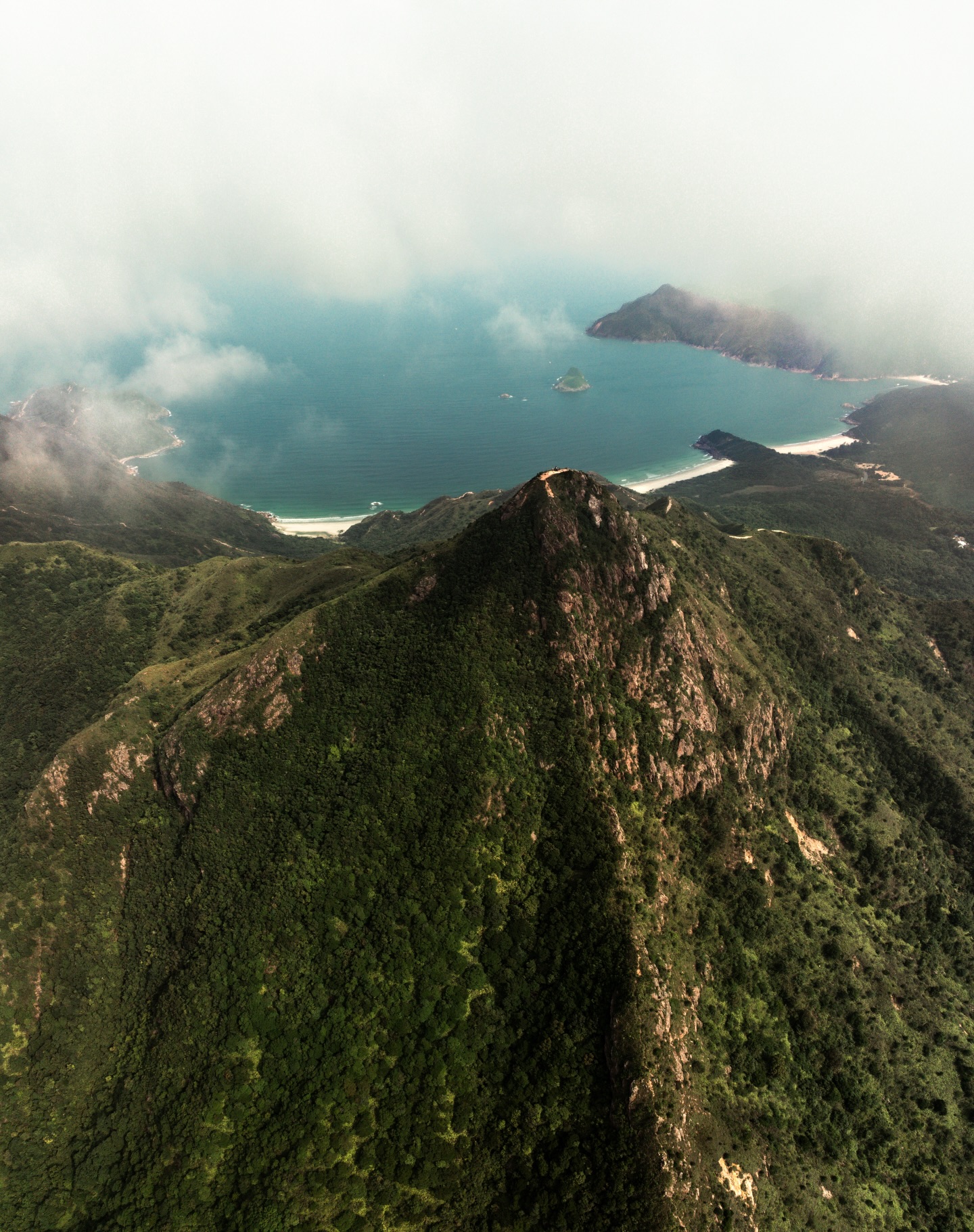 Another side of Hong Kong ⛰️ #hongkong #hknature #discoverhongkong Locations:
1. Sharp Peak
2. Lamma Island
3. Tai Sang Wai
4. Ma Wan
5. Tai O
6. Tai Mei Tuk
7. Castle Peak
8. Braemar Hill