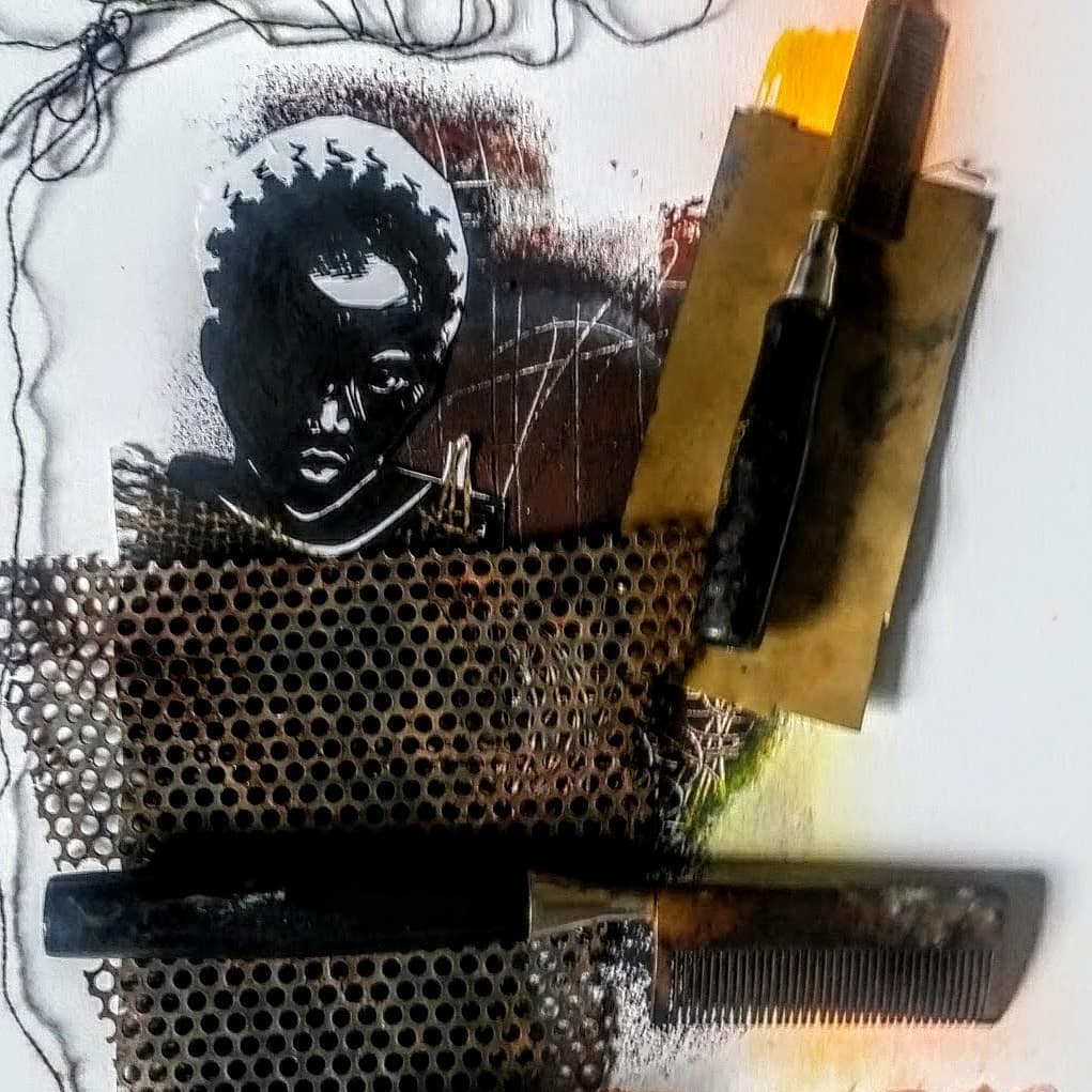 And then she said " No thanks on the hot ironing comb. I've always felt beautiful". One Love.
#hotironcomb #hairiron #beautifulart #assemblageart