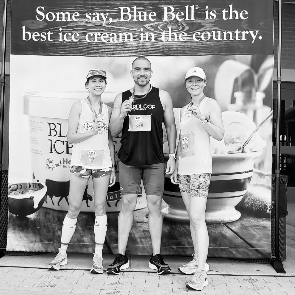 Our Hardloop athletes are having a fantastic weekend so far; from track workouts, to long runs, and races.
Our Katy group headed up by Coach @milesofsmilesrunner took home some hardware (and some ice cream) with Janet taking top masters, and age group podiums for Doris, Laura, and Carlos.
More weekend results to come. We are just two weeks from Boston and have our final Bellville hill run Sunday, all welcome, see FB or Strava events for details.
#BlueBellFunRun #BlueBell #MarathonTraining #Coach