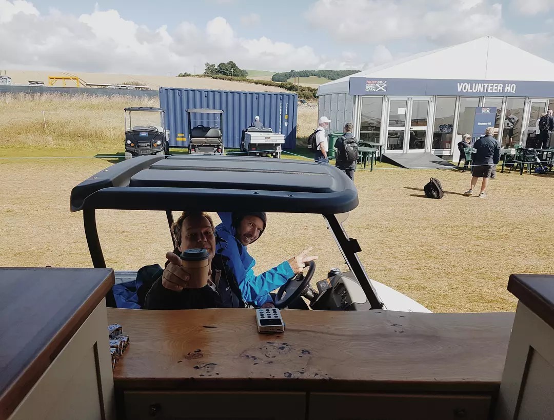 Drive Thru - Golfing style ...
@dumbarniegolflinks @womens_scottish
#golf
#scotland #fife #coffee #coffeetruck #summer #smallbusiness