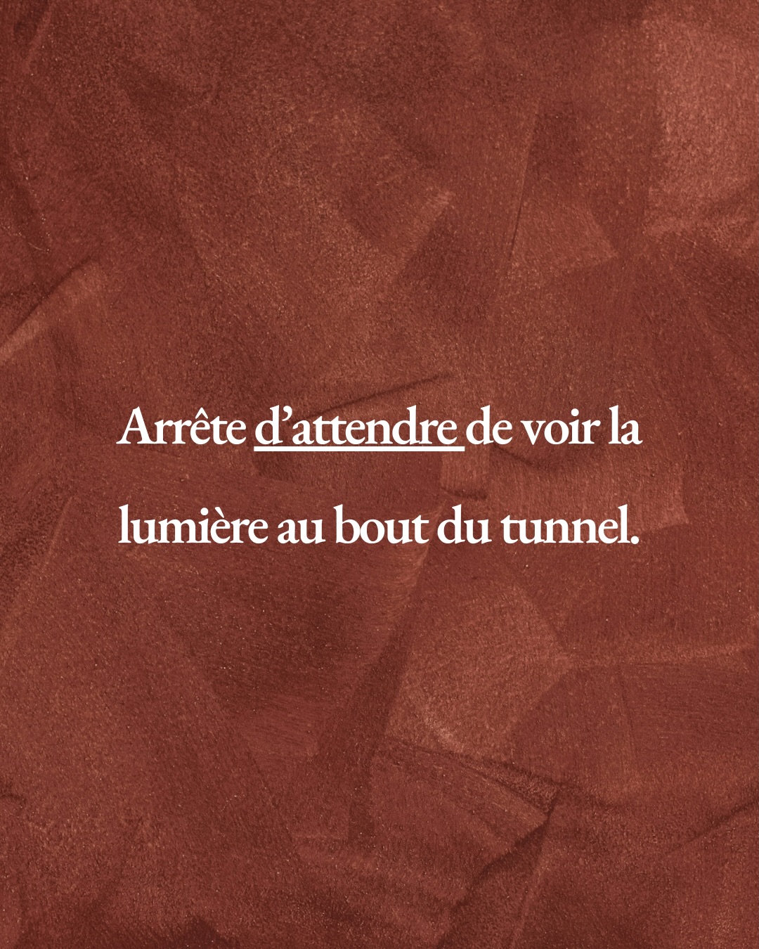 Tu n’as pas besoin d’être prête pour avancer.
Quand j’aurai moins peur, je …
Quand j’aurai plus d’énergie, je …
Quand j’aurai plus de certitudes, je ….
La confiance ne précède pas l’action.
Elle naît quand tu montres que tu peux te faire confiance.
Tu as déjà tout en toi pour avancer 🫶
Au lieu d’attendre de voir la lumière au bout du tunnel pour avancer.
Et si tu décidais d’être celle qui s’éclaire elle-même ?
Kiss ✨
