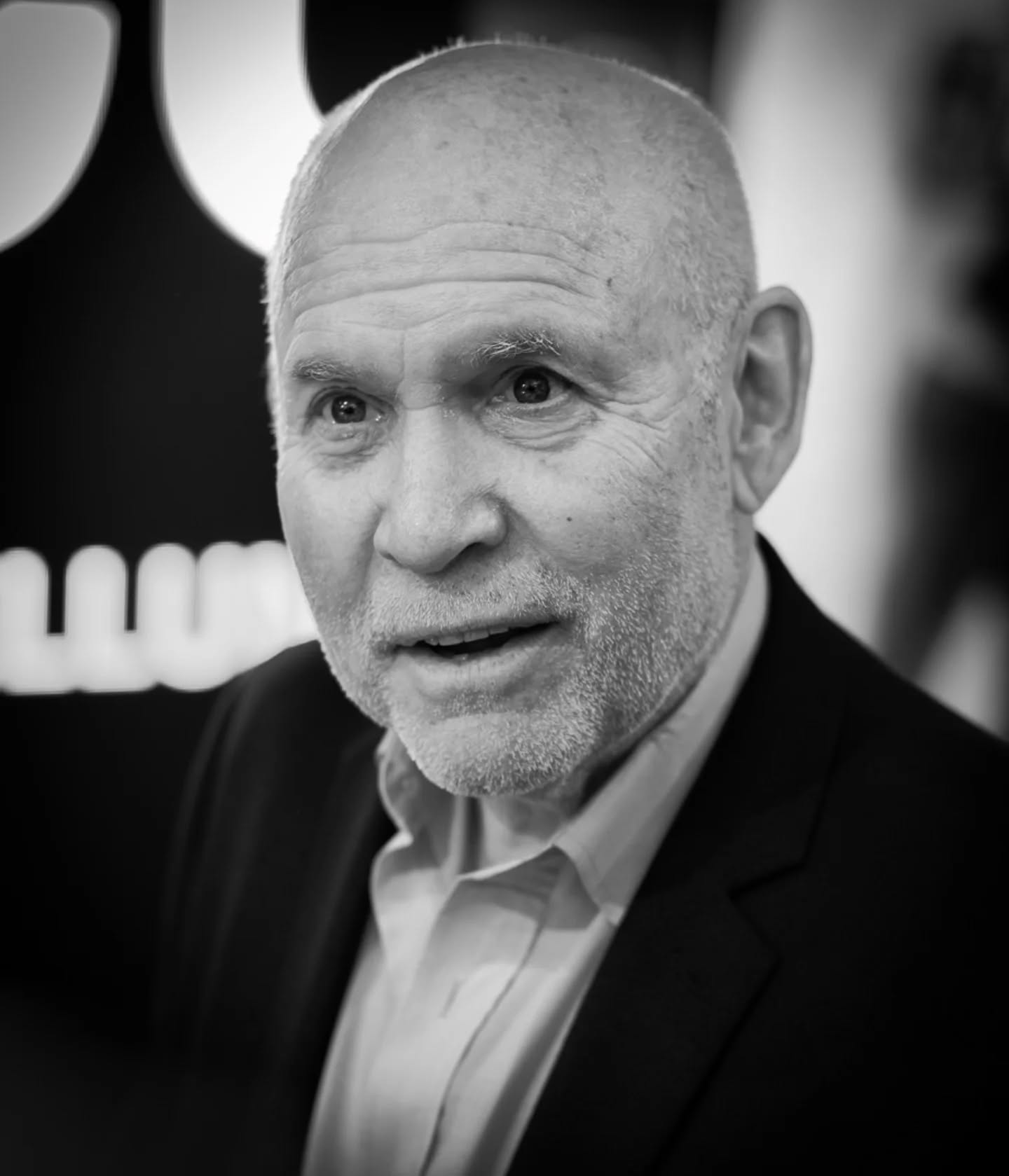 Steve McCurry
.
.
.
.
#leica #leicacamera #leicasl2s #leicaphotography #leica_world #leicasl #leicaphoto #leicaimages #voigtländer #voigtlander #voigtlander75mmf19 #stevemccurry #muenchen #munich #portrait #portraitphotography #portrait_vision #fineart #fineartphotography #finearts #fineartphotographer #fineartist #fineartphoto #licht #leicagaleriemünchen #leicagallery #bhop_photography