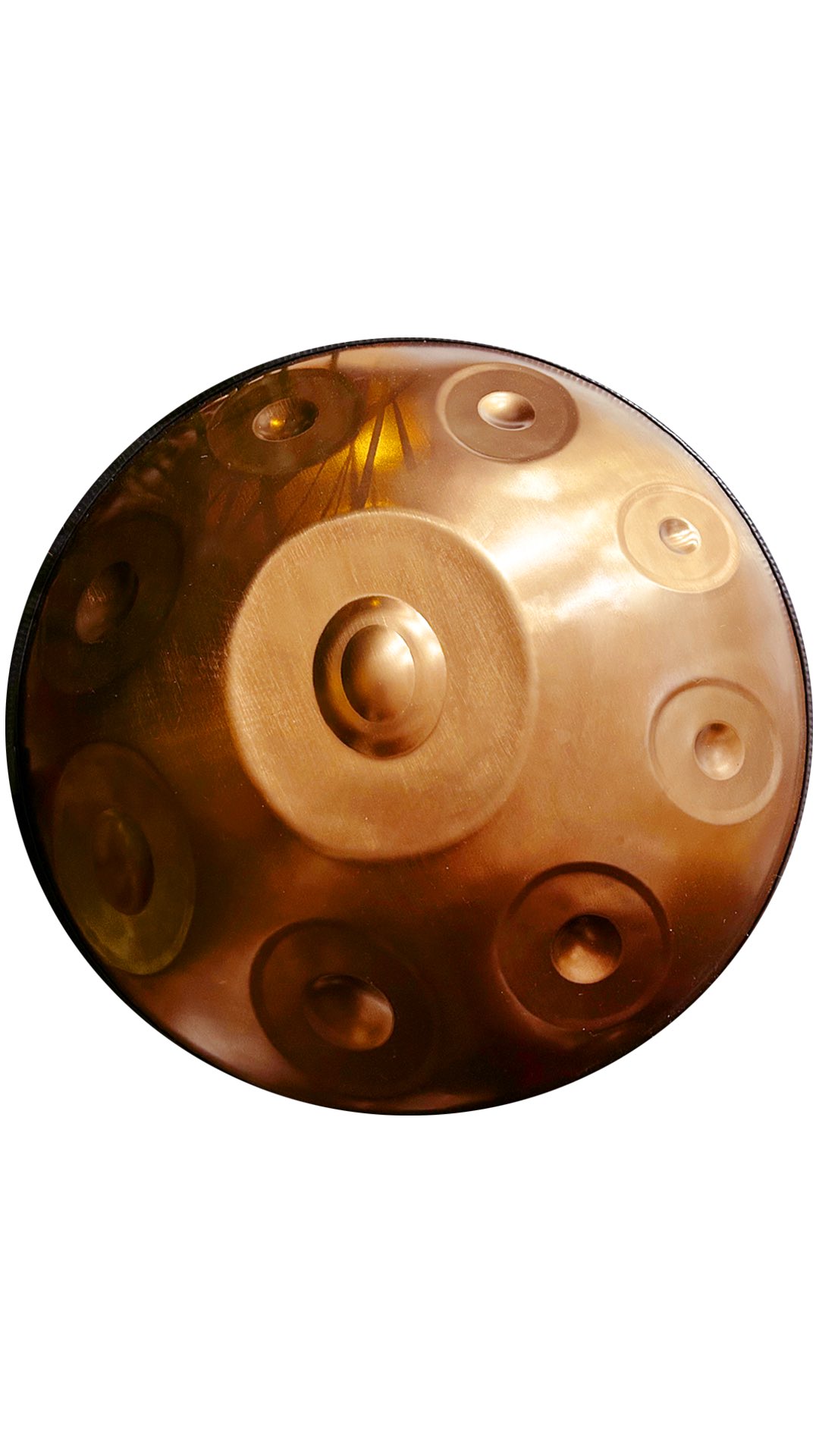 Le son du HANDPAN résonne de plus en plus fort chez SoundYoga ! ✨
Bravo à nos deux groupes actuels qui progressent à merveille dans les mélodies et les rythmes. C’est un bonheur de vous voir évoluer et de partager cette passion avec vous !
L’aventure vous tente ? Il reste encore quelques places pour rejoindre nos cours réguliers et découvrir la magie de cet instrument.
BIENTÔT 🔥 Stage de HANDPAN
Notez bien cette date ! Rendez-vous le samedi 14 mars à 11h pour 2h30 de joie, de pratique et de découverte ! Un moment unique pour approfondir votre jeu, faire le plein de nouvelles mélodies ou faire vos premiers pas.
NOUVEAU 🚀 Louez votre Handpan !
Pour que la magie continue chez vous, vous pouvez désormais louer votre instrument pour un ou plusieurs mois. La meilleure façon de progresser est de pratiquer sans limite !
🫶🏻 Et pour ne rien manquer, rejoignez notre cercle de passionnés ! Scannez le QR-code à la fin de la vidéo pour entrer dans notre communauté et échanger avec d’autres joueurs.
➡️ Infos, tarifs et réservations pour les cours et le stage sur le site www.soundyoga.fr
@soundyoga.fr
#handpan #handpanmusic #coursdehandpan