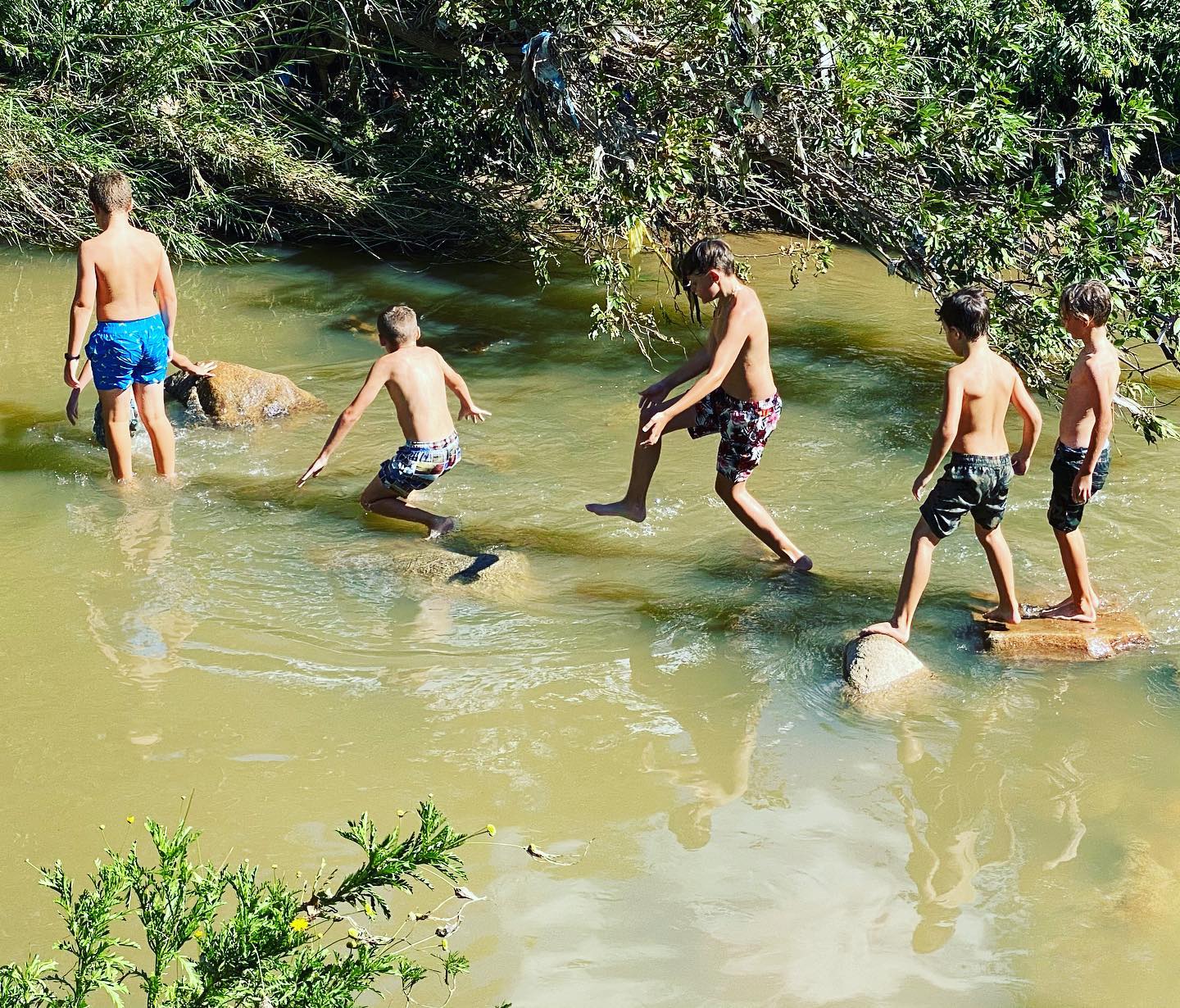 River expedition #klienjukskeiriver #rivergladesestate #boysbeingboys