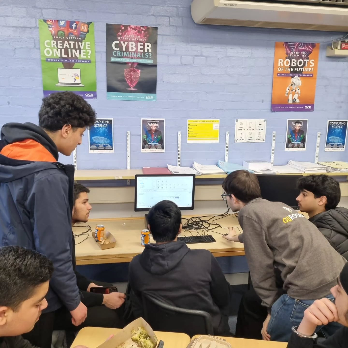 GUR's UKROC teams are fully underway! Our dedicated Outreach Team are mentoring 4 fantastic schools and the 44th Glasgow Scout Troop to enter into the UK Youth Rocketry Challenge 2026. We're so proud of each team's progress so far and we have no doubt that they'll all fly high. As we gear up for the competition, the schools are beginning procurement, and the excitement is becoming all the more real!
#ThinkBigGoBeyond #STEM #mentoring #outreach #rocketry