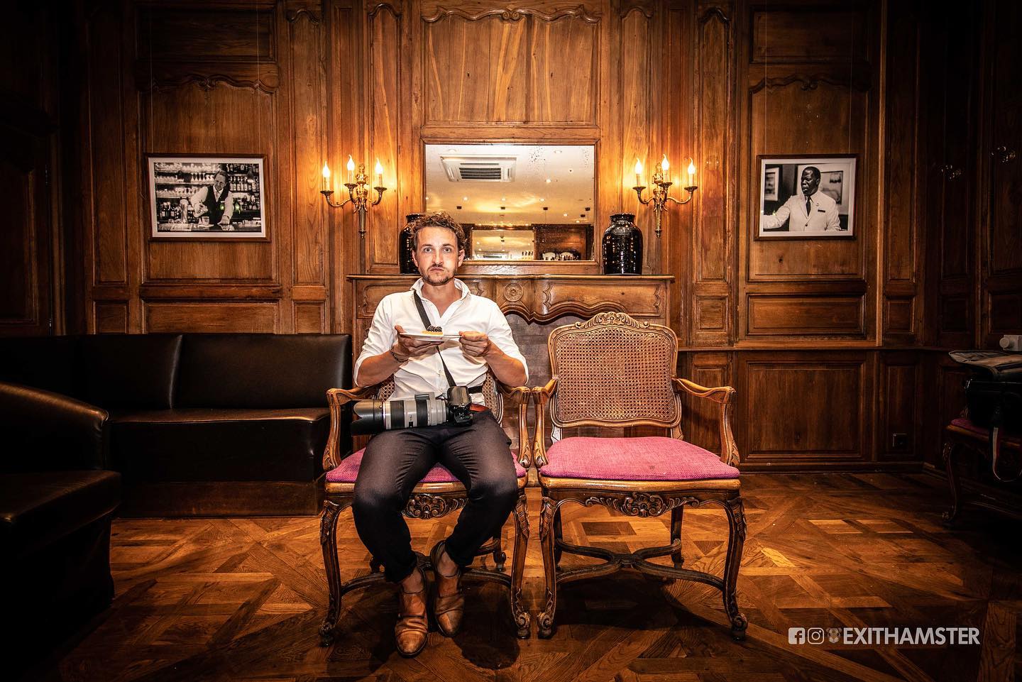 Seriously 😳. I love wedding photography. I am thankful for all these moments of love and emotions. And for all these friends sharing their one day in life with me. As a lot of my followers requesting more insights, here Is a little one. If there is enough time I always try to do some trial pictures. And share ideas. Thank for the trail and error from my lovely friend @exithamster