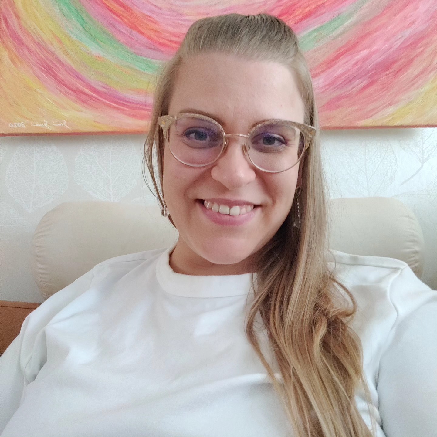 🧬 Sinä luot elämääsi, jolloin luot arkeesi juuri niitä asioita, jotka välittyvät ideoina mieleesi. 🧬
Oma Energia syvämuutosmatkojen hypnoterapeuttinen arkkitehtuuri on luotu tukemaan sisäistä syvämuutosta elämänasenteiden, motivaattoreiden, itseohjautuvuuden ja sisäisen selkeyden syventämiseksi ja auttamiseksi.
Mihin olet siis itseäsi tässä kohtaa viemässä elämässäsi?
🌿 Millaisella elämänasenteella arkesi täyttyy juuri nyt?
🌿 Mihin aikasi menee tällä hetkellä?
🌿 Motivoidutko sisäisesti vai ulkoisesti?
🌿 Oletko sohvanpohjalle hautautuneena kännykkä kourassa vai täyttävätkö aktiviteetit, työ, perhe ja harrastukset arkea?
🌿 Käyvätkö aivot ylikierroksilla ja energiasi pakkautuu kehoon jumiin?
🌿 Vai onko kaikki nyt jo niin hektistä, ettet ehdi edes saada hetkeäkään olla omissa ajatuksissasi, omassa energiassasi?
🌿 Mikö on normaalia tuntemista sinulle? Oletko turta tai tunnetko liikaa?
Oma Energia syvämuutosmatkoilla keskityt Sinuun ja siihen, mitä seuraavaksi luot todellisuuteesi Oman energiasi ja tietoisuutesi välityksellä. Tule mukaan mielen, kehon ja energian syvämuutoksen yhdistämisen matkoille zoomissa:
Matka 1: Keskiviikkoisin 14.8, 21.8 & 28.8 klo 18-19
Matka 2: Torstaisin 15.8, 22.8 & 29.8 klo 10-11
Matka 3: Ma-ke 19.-21.8 klo 10-11
Matka 4: Ma-ke 26.-28.8 klo 16-17
Mukaan tästä: https://www.omamo.fi/omaenergia-hypnomatkat
.
.
.
.
.
.
#omamo #hypnoterapia #ajanhallinta #kaaoskuriin #mielenhallinta #normaalitunteminen #sisäinenohjaus #motivaatio #itseohjautuvuus #energialiikkeessä